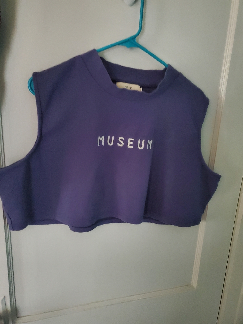 Fashion Brand Company Cropped MUSEUM tank. Cotton Fabric. 3X